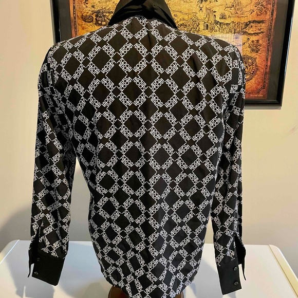 Womens Blouse Size medium- Icone by Simons - Picture 4 of 4